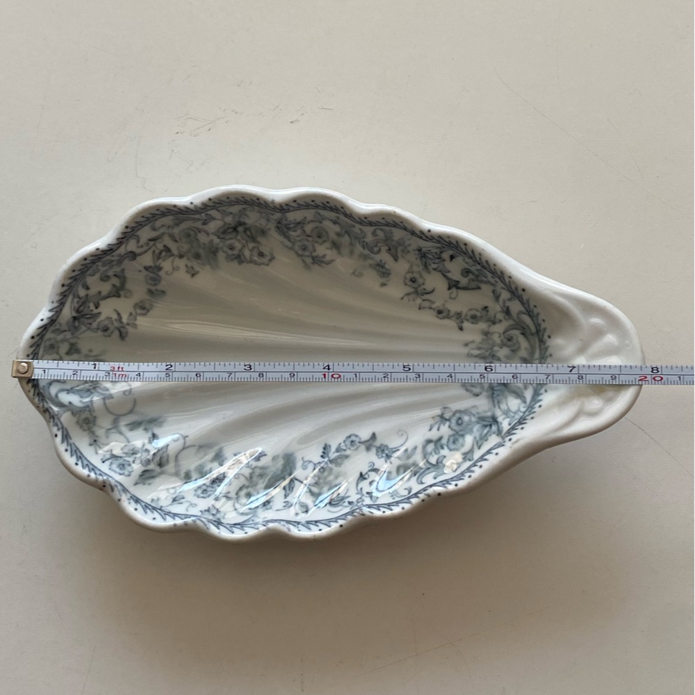 Ornate Blue Floral Shell Ceramic Dish - Picture 3 of 14